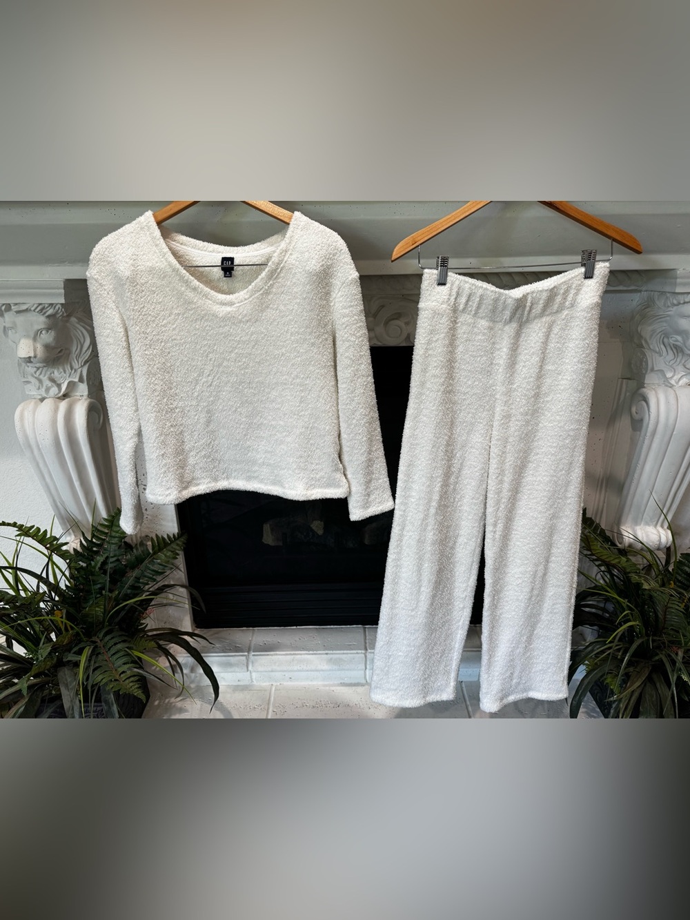 GAP Cream-White Cozy Knit Sweatshirt & Lounge Pants Set